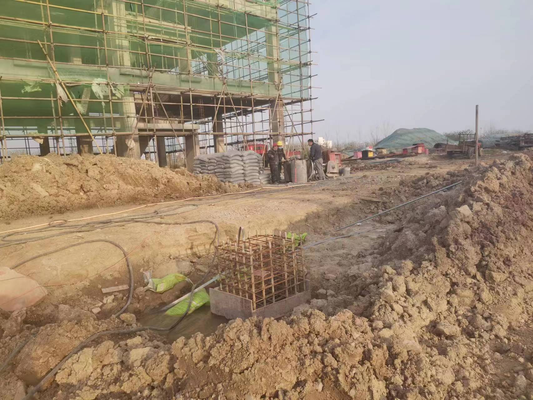 胡场镇当桥梁出现裂缝的时候应该及时加固修补